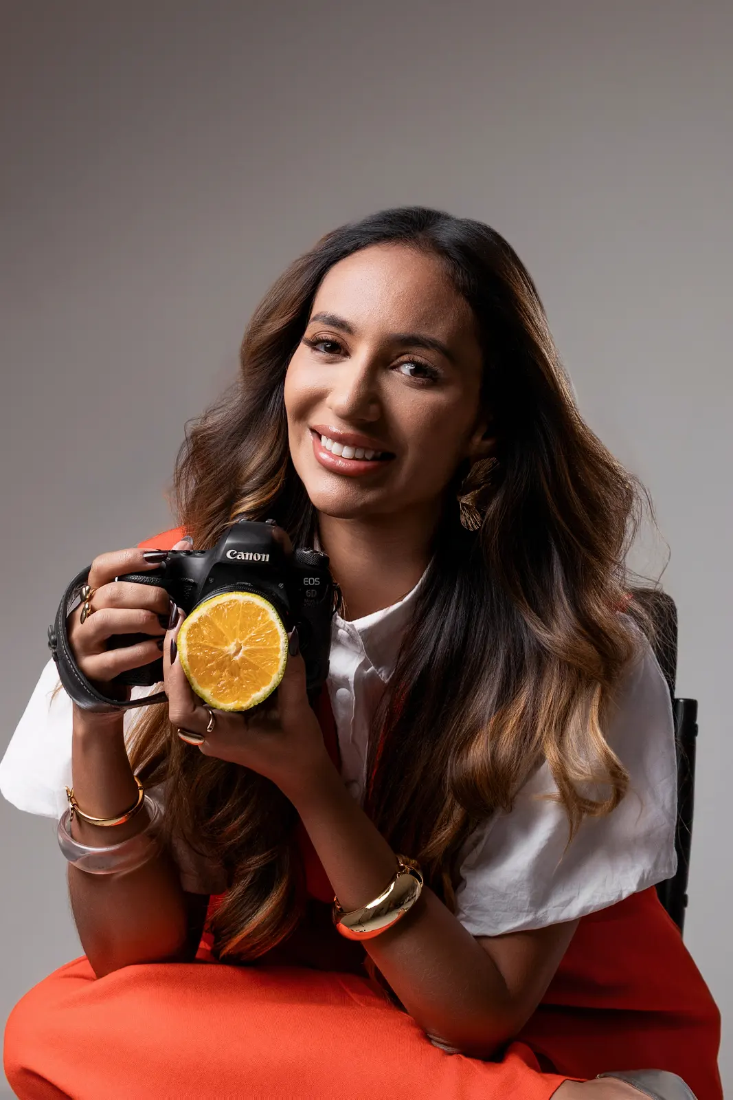 Rayane Laranja em ensaio fotográfico